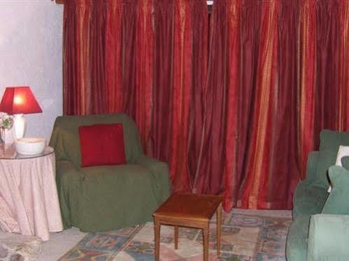 Bank Cottage B&B Newport  Extérieur photo